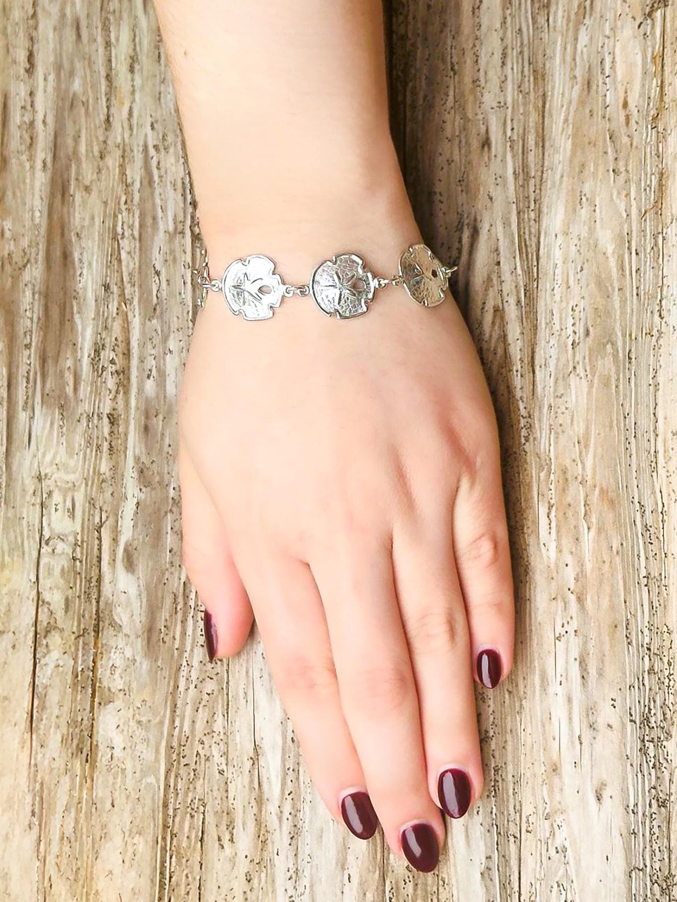Sterling Silver Sand Dollar Charm Bracelet | Size: 7.5 Inches